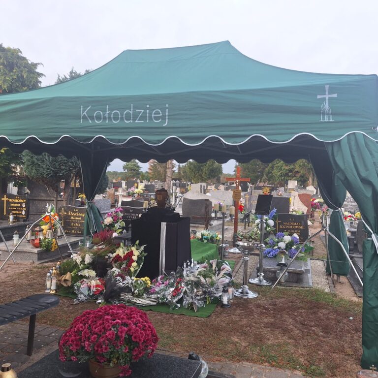 Pogrzeby Solec Kujawski-Zakład pogrzebowy Kołodziej-usługi-pogrzebowe-namiot-pogrzebowy (1)