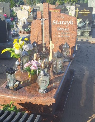 Nagrobki- usługi-kamieniarskie -Kołodziej -litery -nagrobne (8) Nagrobki- usługi-kamieniarskie -Kołodziej -litery -nagrobne (8)